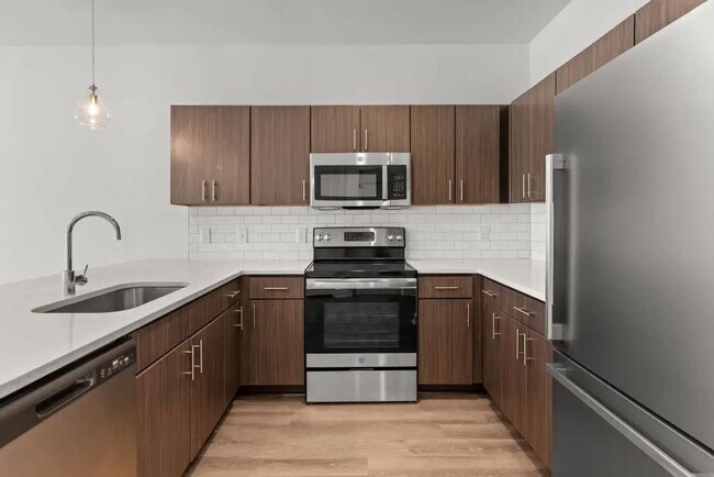 Photo - Newer 1 bedroom condo in The Ontario in Na...