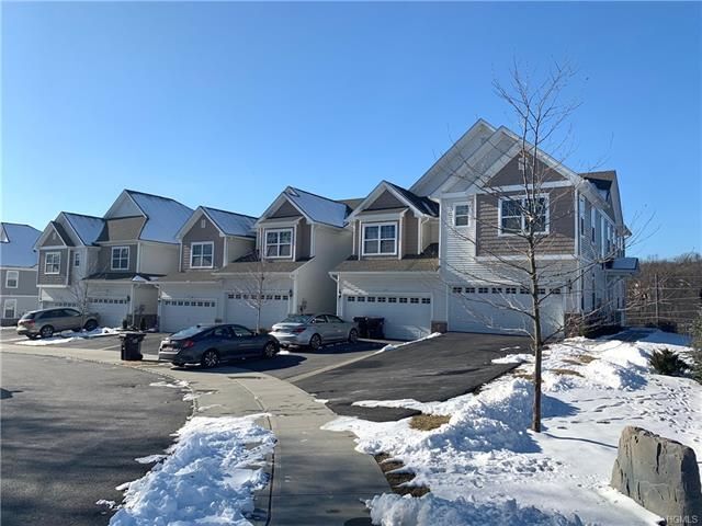 Building Photo - 119 Meadow View Dr