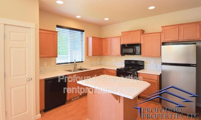 Building Photo - 12685 SW 158th Terrace