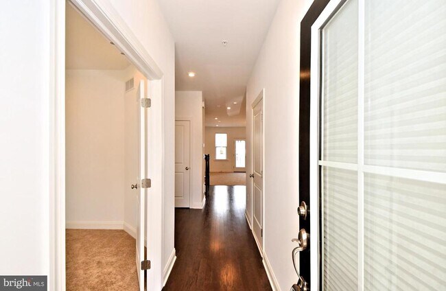 Foto del edificio - 62 Ironwood Dr