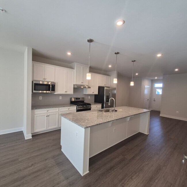 Building Photo - 961 Swilken Bridge Rd