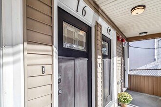 Building Photo - 16 Alston St