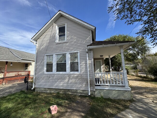 Foto del edificio - 3233 W 50th St