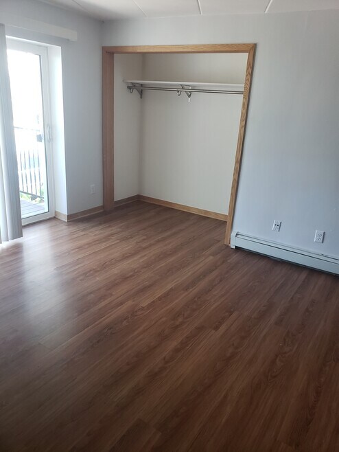 Hooker Avenue Apartments