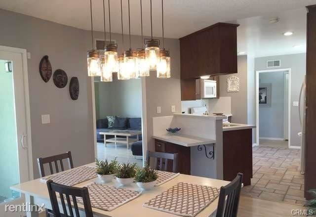 Building Photo - 3 br, 2 bath House - 20532 Varsity Dr