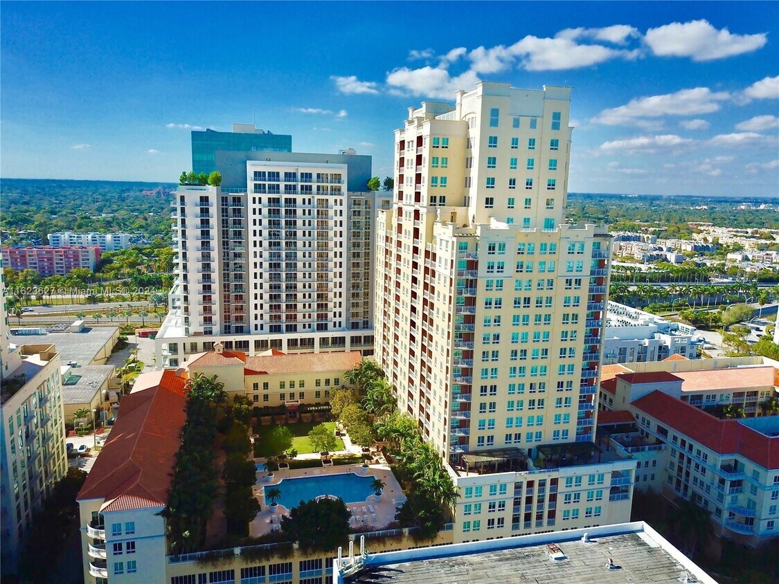Foto principal - 7350 SW 89th St