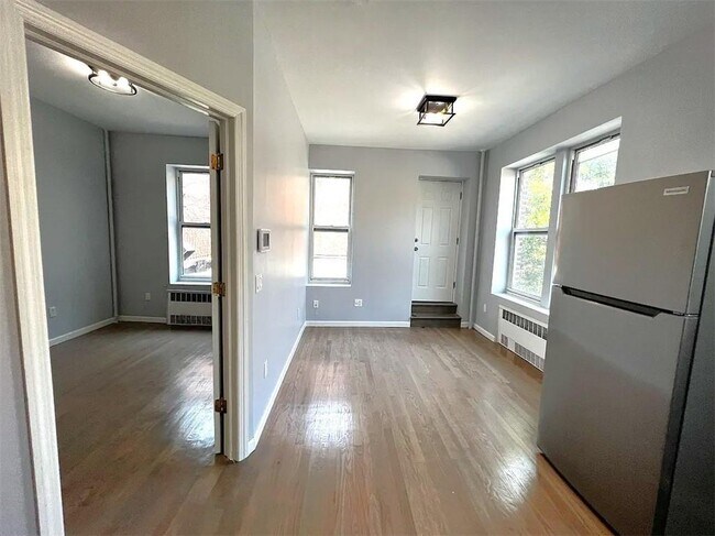Foto del edificio - 378 50th St