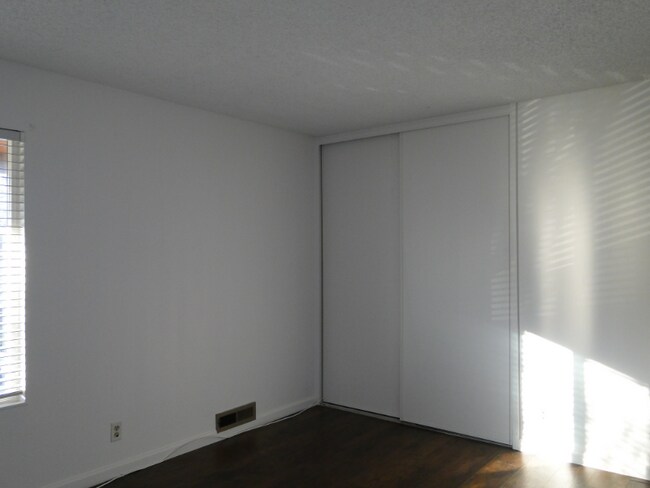 Building Photo - 2067 Olivera Rd