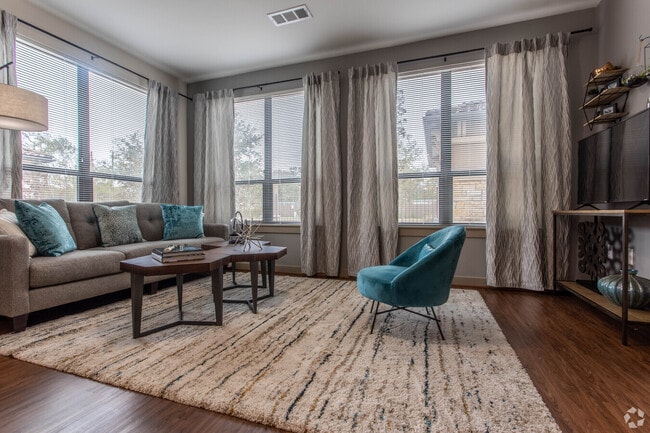 Building Photo - Get Up to 4 Weeks Free – Your New Home Is Waiting!