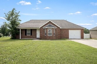 Building Photo - 9002 Macbeth Dr
