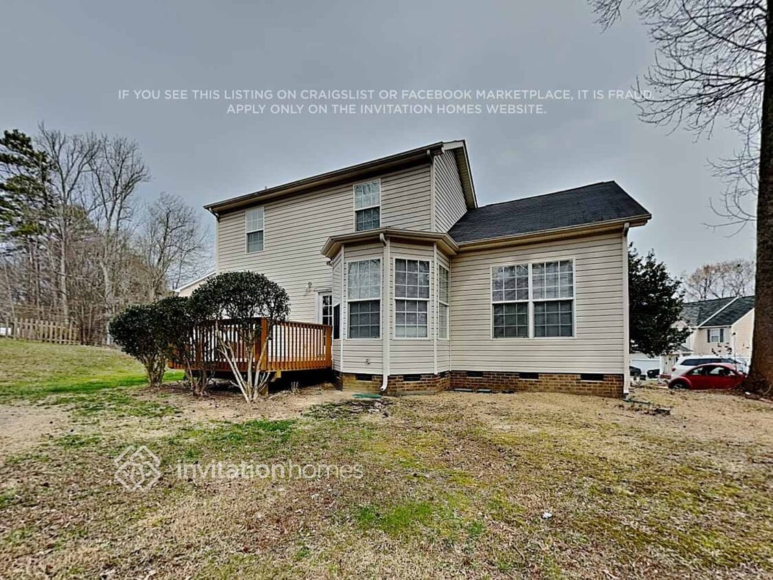 Building Photo - 4513 Hyperion Ct