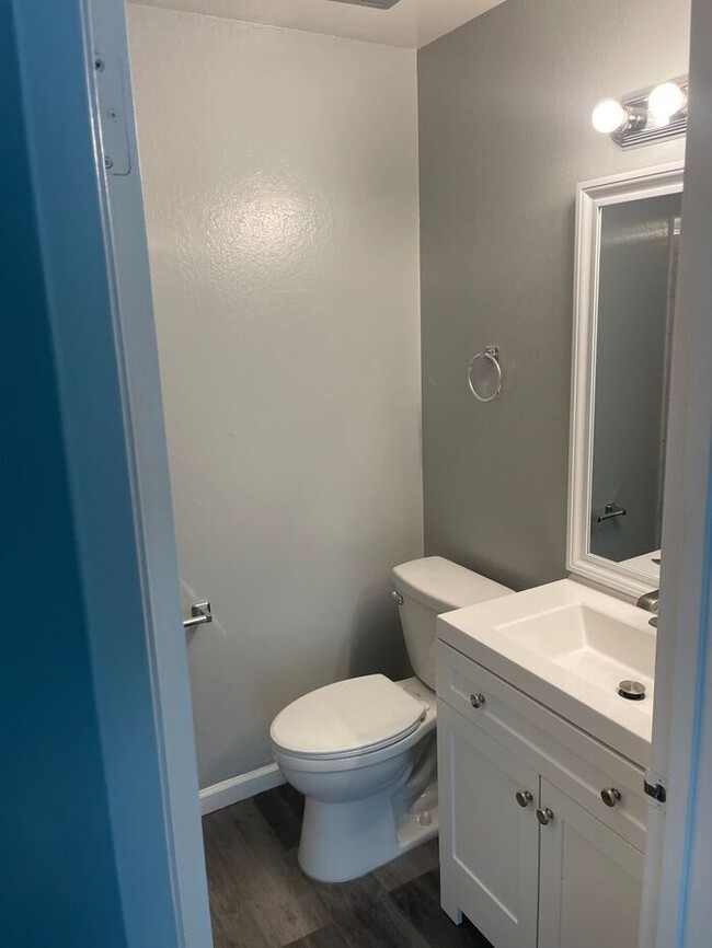 Foto del edificio - Wonderful 3 bedroom 2 bath house in Fremont