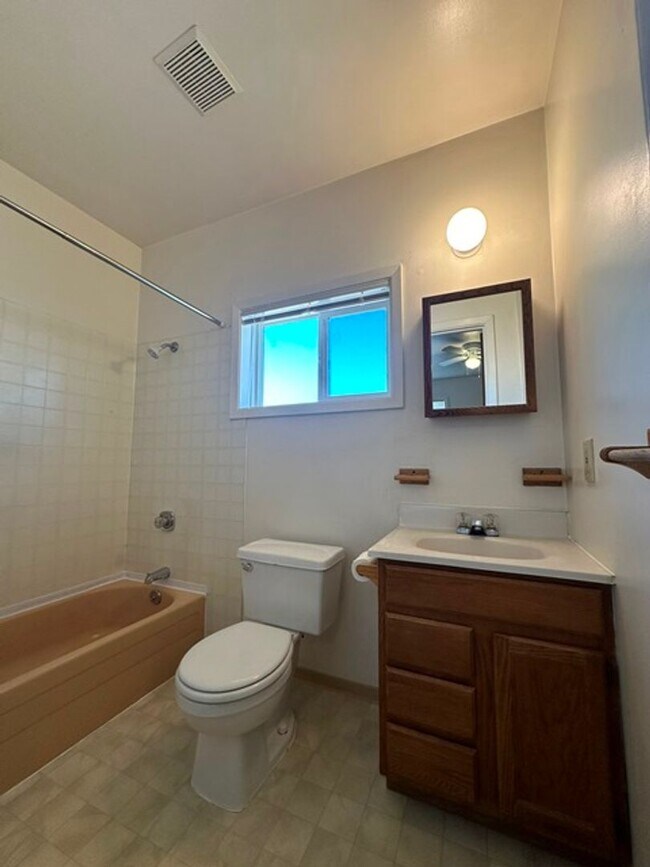 Foto del edificio - Super Cute 1 Bedroom House