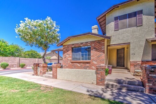 Building Photo - Beautiful 2 Bedroom Condo in Gilbert