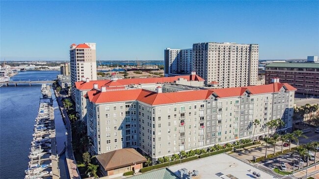 Foto del edificio - 700 S Harbour Island Blvd