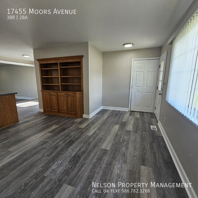 Foto del edificio - 17455 Moors Ave