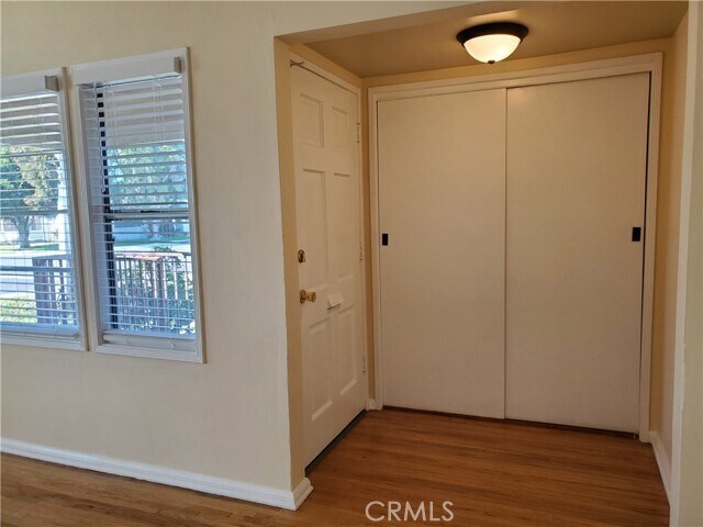 Foto del edificio - 544 Laurel Ave