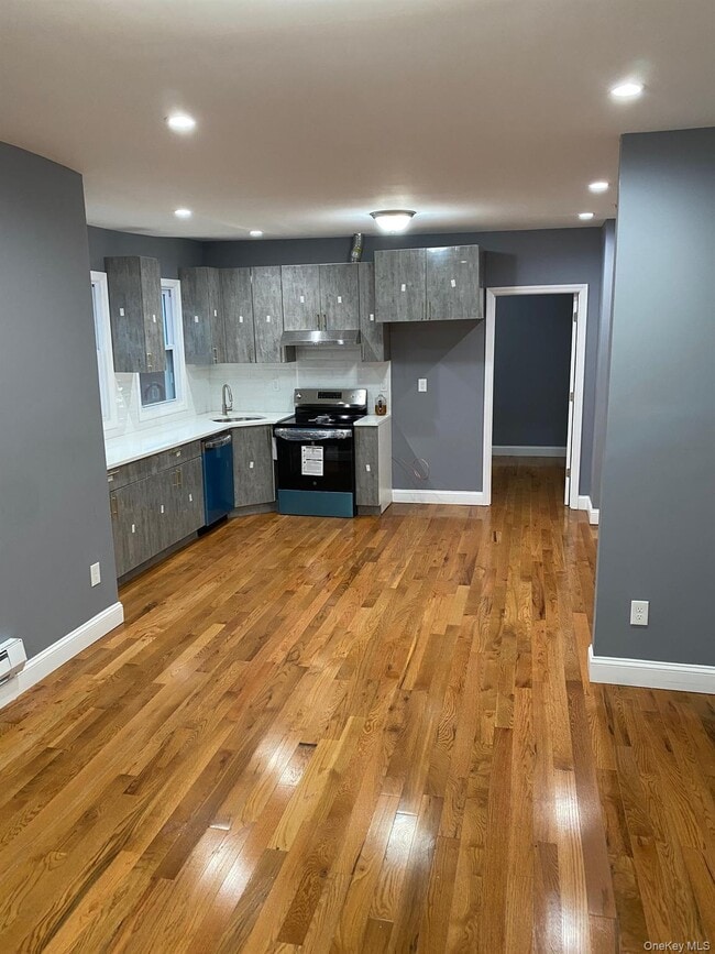 Building Photo - 218 Washington St