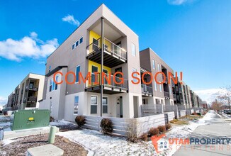 Building Photo - 10821 S Lake Run Rd
