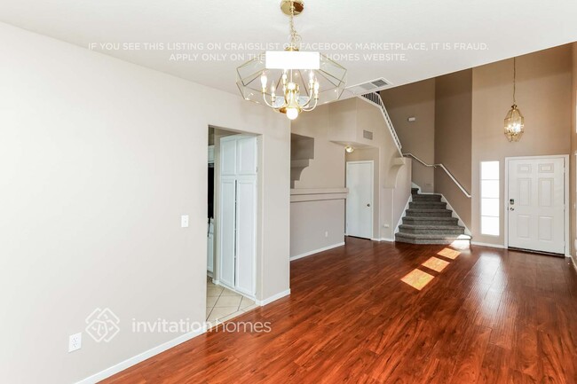 Building Photo - 1733 Sierra Valley Way