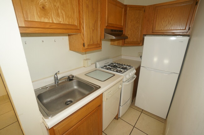 DSC02490 - The Wendover Community