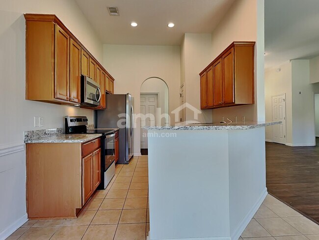 Foto del edificio - 632 Stonebridge Cir