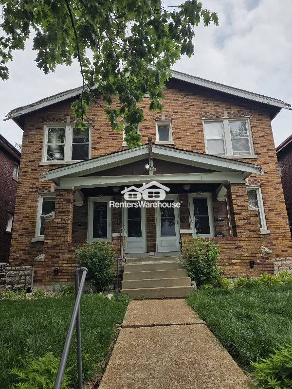 Building Photo - 3839 Dunnica Ave
