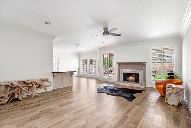 Building Photo - 5522 Honor Dr