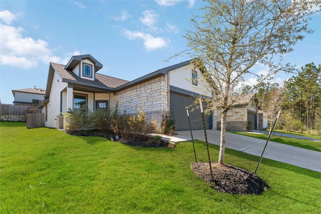 Building Photo - 25587 Blossom Ct