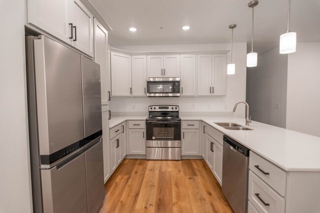 Building Photo - Up to $250 Off First Month! Spacious 3-Bed...