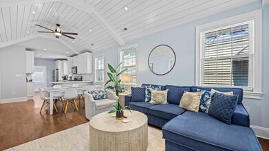 Building Photo - 54 Wesley Rd