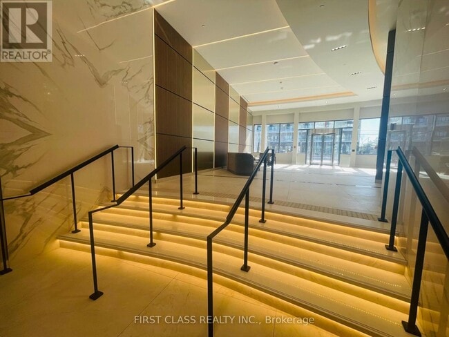 Building Photo - 5105 Hurontario St