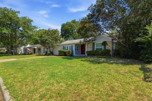 Building Photo - 3412 Brady Ave