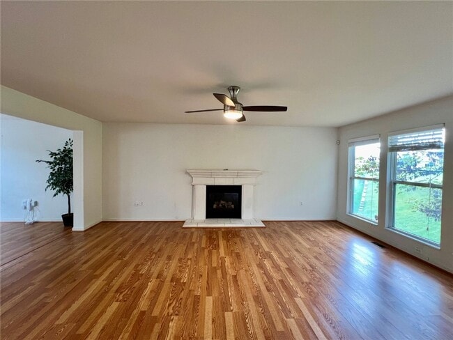 Building Photo - 188 Birchwood Trail Dr