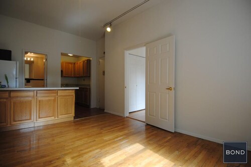 Foto del edificio - 152 W 92nd St