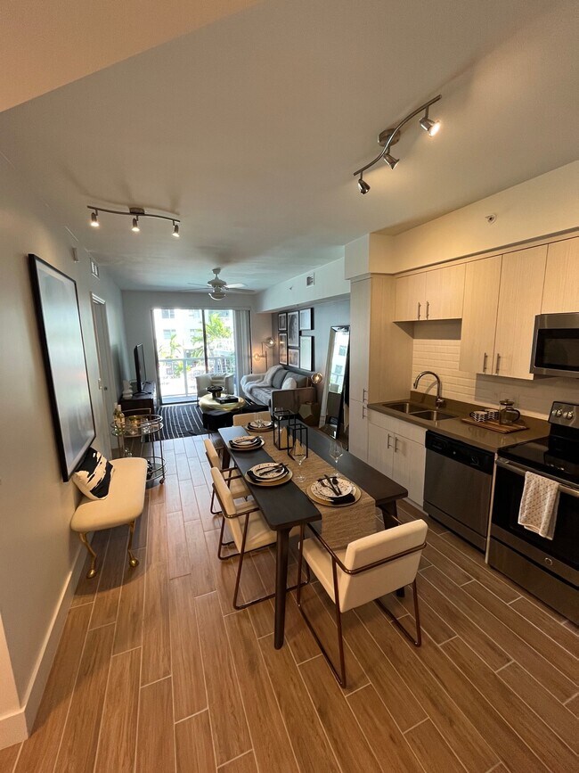 Foto del edificio - 2523 NE 183rd St