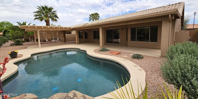 Building Photo - 15973 W Sheila Ln