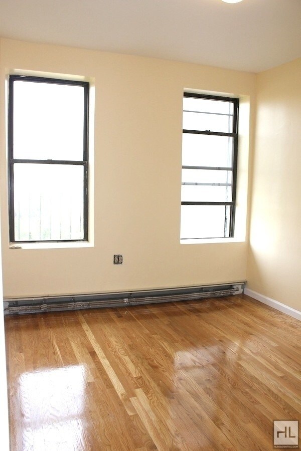Building Photo - 653 WASHINGTON AVENUE