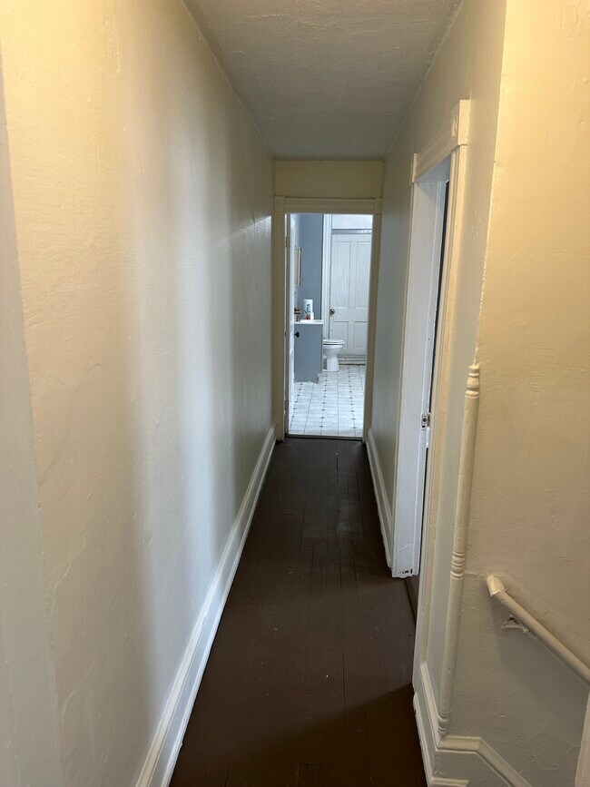 Foto del edificio - 216 Milton Pl