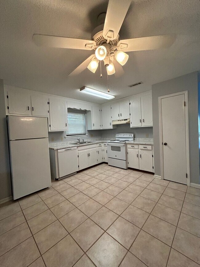 Foto del edificio - Fairfield Estates, Enterprise, AL