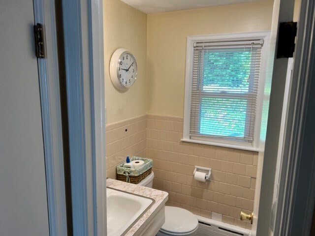 Unit 1 Bath - 44 Pakachoag St