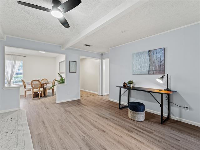 Foto del edificio - 2012 Westlake Dr