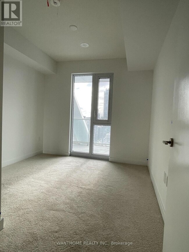 Photo du bâtiment - 230-3230 Simcoe St