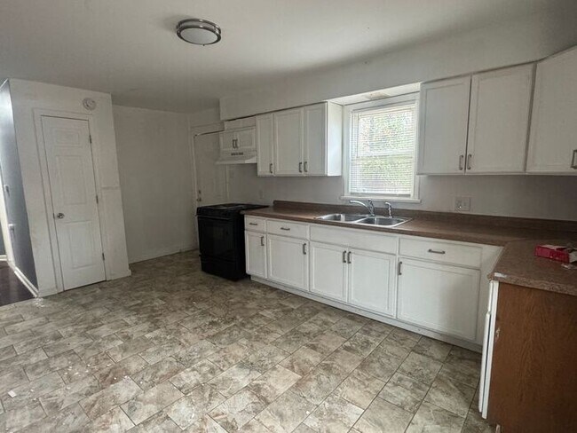 Foto del edificio - Charming 4bed/2Bath