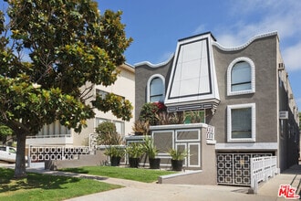 Building Photo - 11906 Gorham Ave