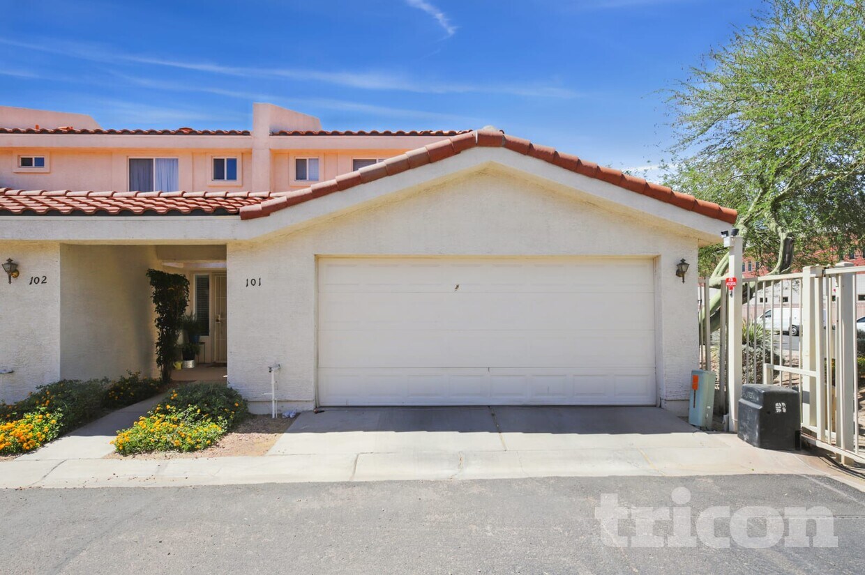 Foto principal - 16021 N 30th St