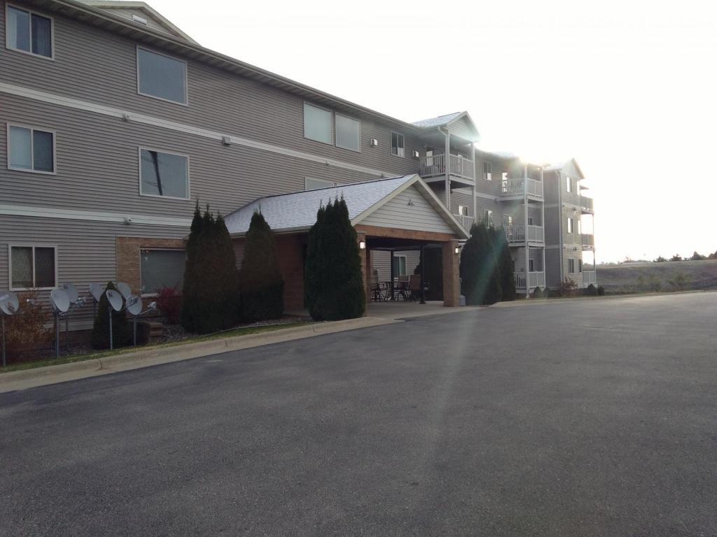 Building Photo - 800 Angel Ct., Apt 215
