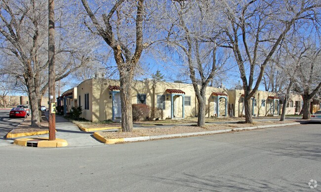 Primary Photo - 204-210 12th St SW