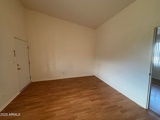 Foto del edificio - 1200 Lanny Ave