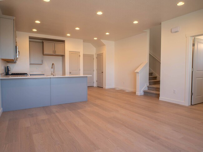 Foto del edificio - 3545 Hardman Way